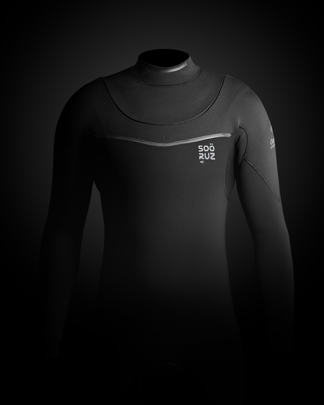 Soöruz wetsuit with the U-zip, U-shaped opening from one shoulder to the other, on a black background